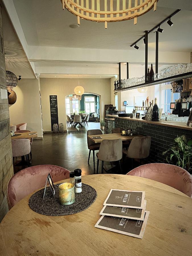 In De Witte Dame Hotel Bar Kitchen Apartments Grubbenvorst Exterior foto